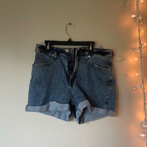 Jean shorts!